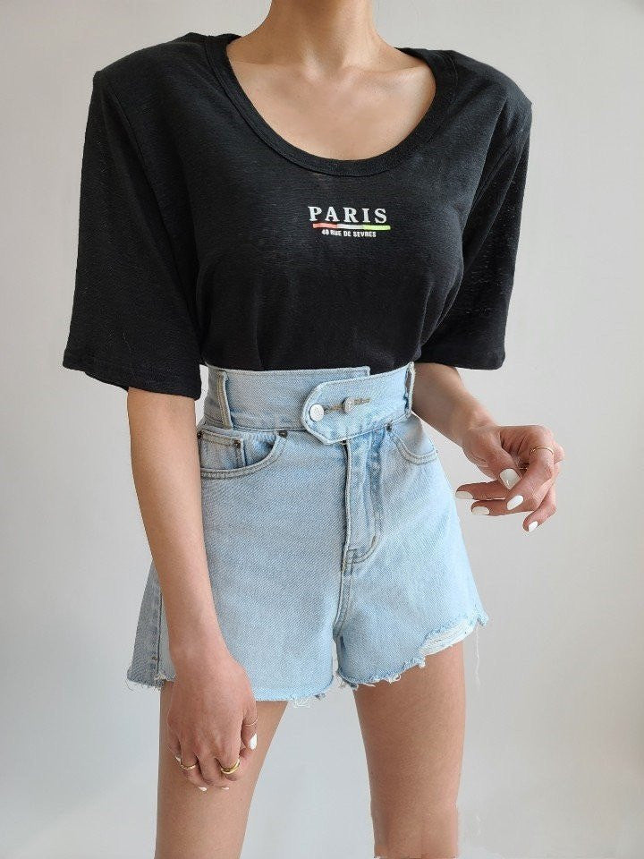Two Buttons Denim Shorts